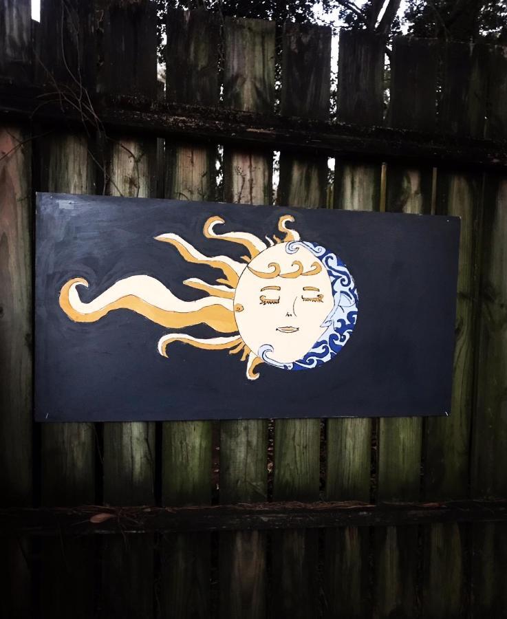 Tallahassee Sun & Moon Quarto foto